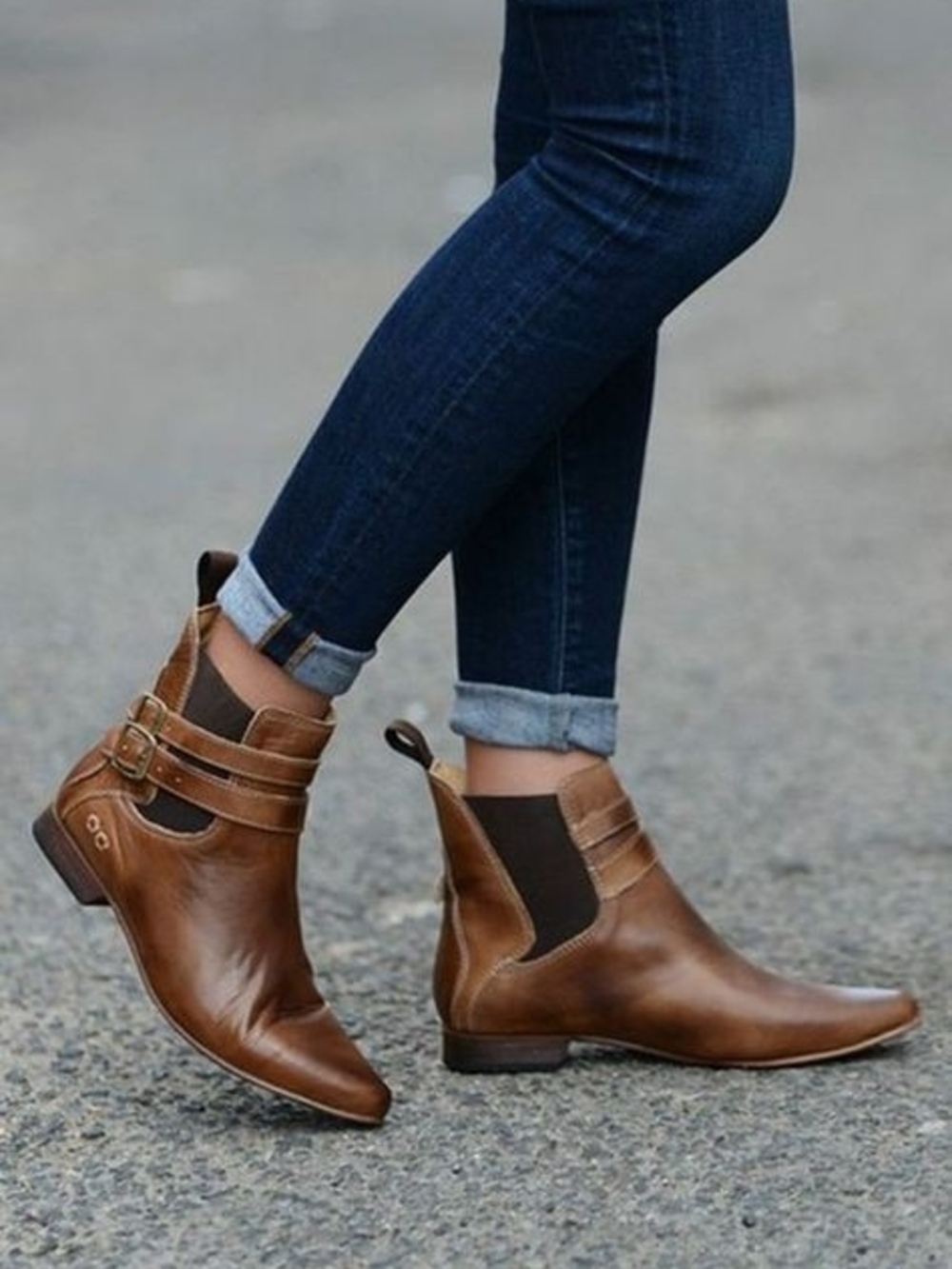 BED/STU Bench Brown Leather Ankle Booties with Buckle Straps
